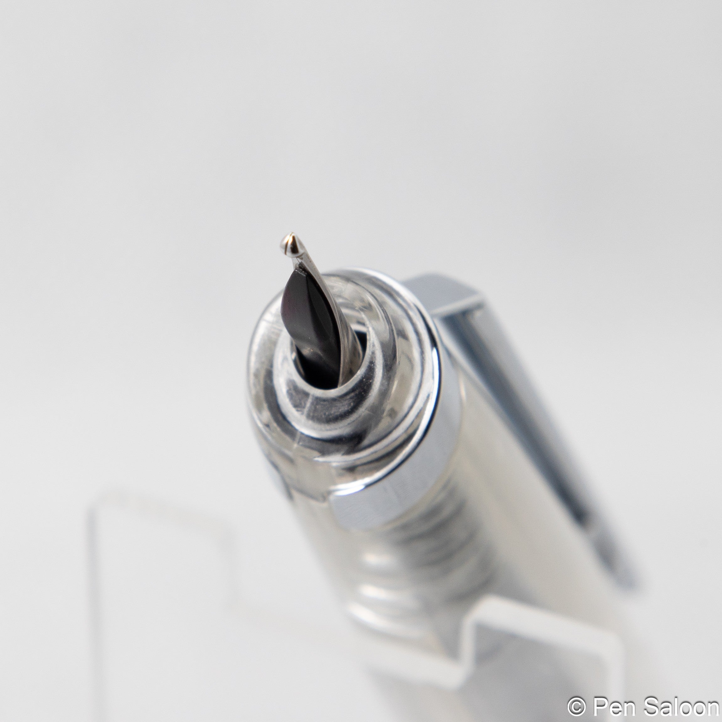 Phantom ノック式万年筆 クリア軸 | ペンサルーン